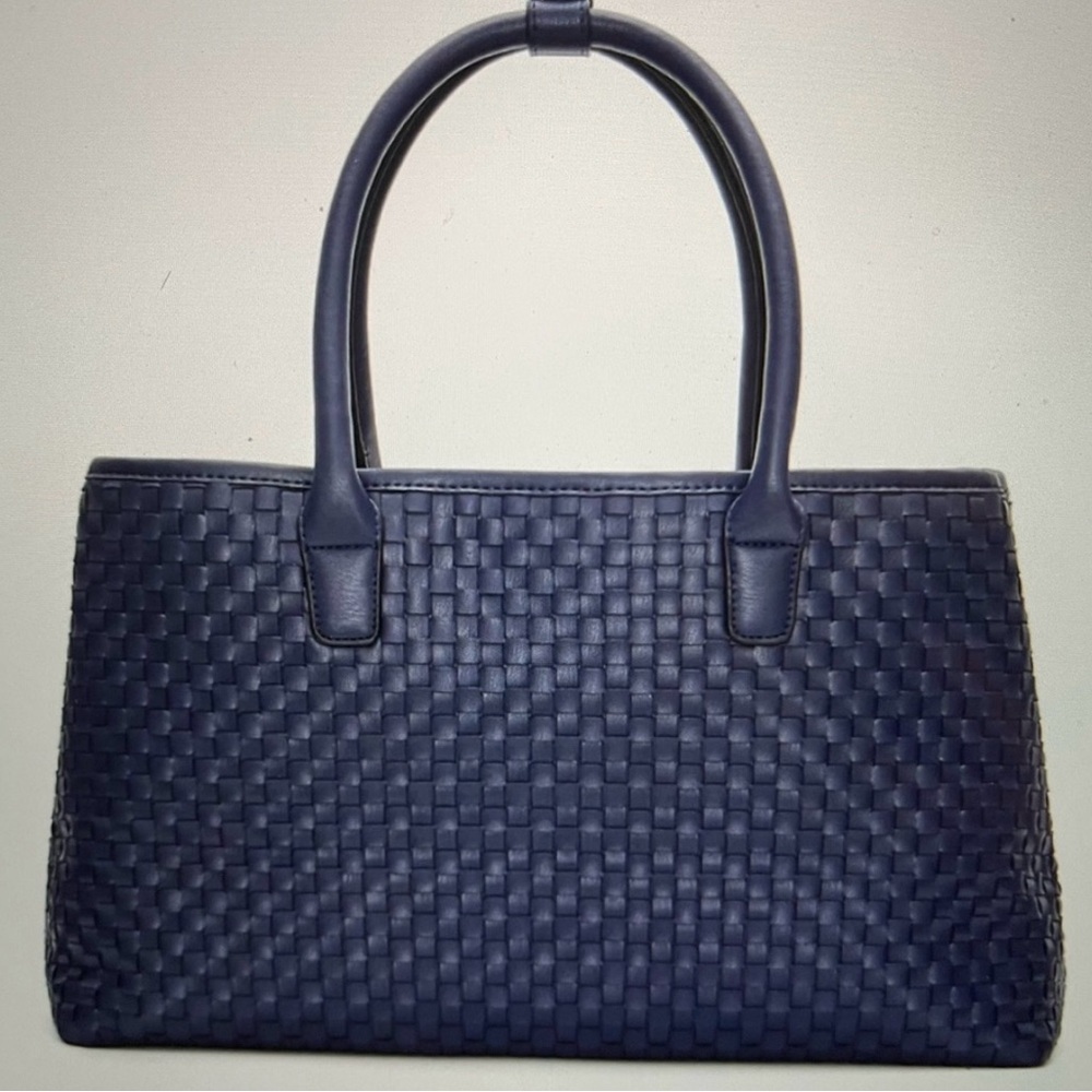 Lulu Dharma Blueberry Blue Vegan Leather Tote Snap Closure Large 18Lx10Hx6.5W